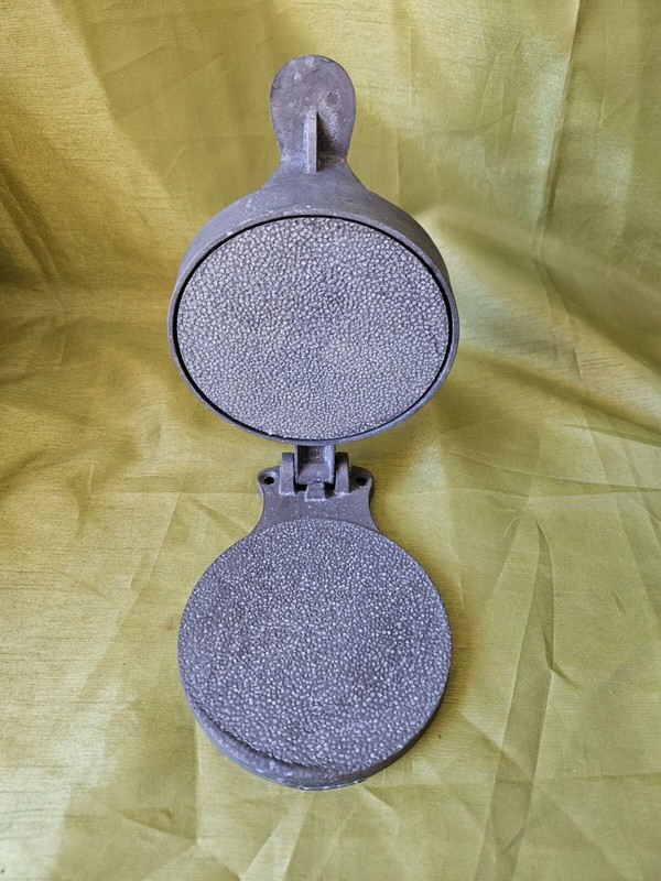 Vintage Metal Adjustable Hamburger Patty Press 4 5/8" Commercial Kitchen Tool gallery