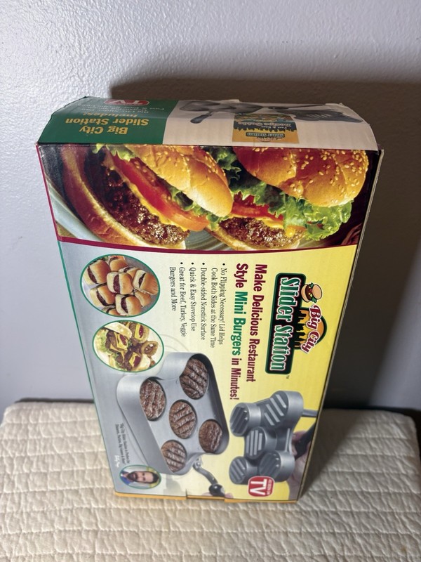 Big City Slider Station Cookware Grill Press Makes 5 Mini Burgers New gallery