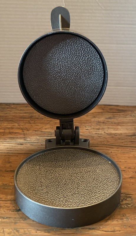 Weston Single Hamburger Press Heavy Duty Patty Maker with Waxed Papers Open Box gallery
