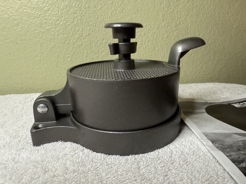 BURGER PRESS NON STICK HEAVY DUTY HAMBURGER PATTY PRESS MINT gallery