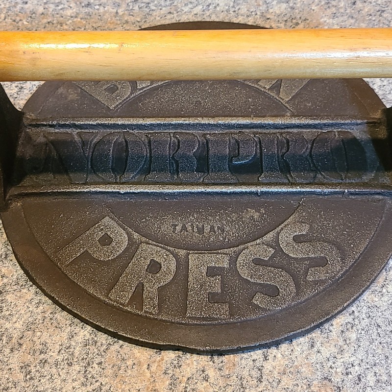 Cast Iron Grill Press NORPRO Heavy Duty Bacon Burger Meat Press Wood Handle (Z6) gallery