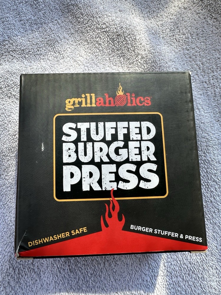 Grillaholics Stuffed Burger Press & Hamburger Maker - Non Stick Hamburger - NEW