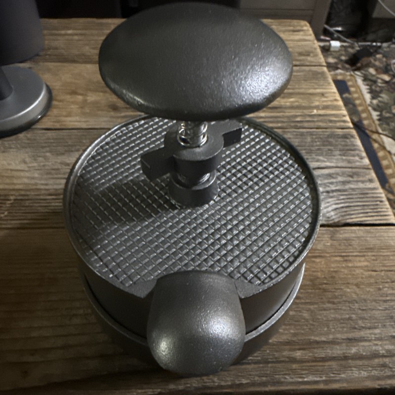 Weston Burger Hamburger Press Makes 4 1/2" Patties 1/4lb To 3/4lb Non-stick Cast gallery