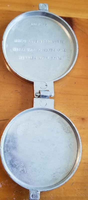 Vintage ALUMINUM 3.5” Hamburger Press Patty-Maker Meat Mold COW Bull Taiwan gallery