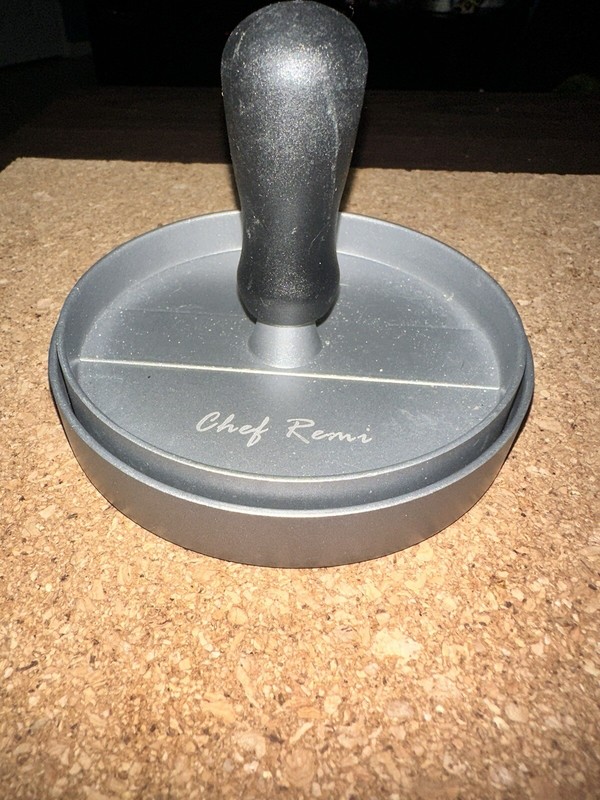 Chef Remi Aluminum Burger Press With Non Stick Coating Dishwasher Safe gallery