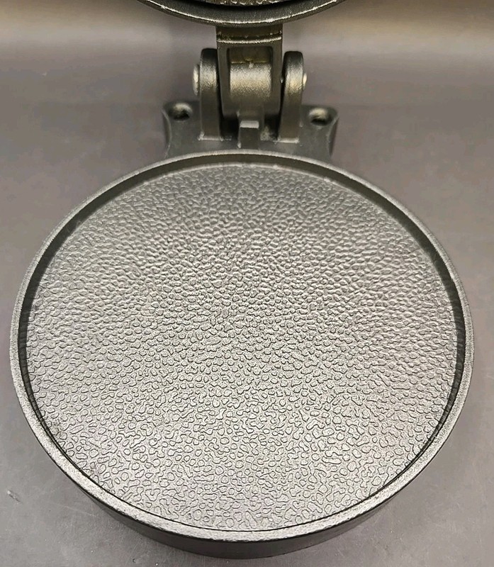Single BURGER PRESS Made of Non-Stick Metal Adjustable Thickness 4.5" Diameter gallery