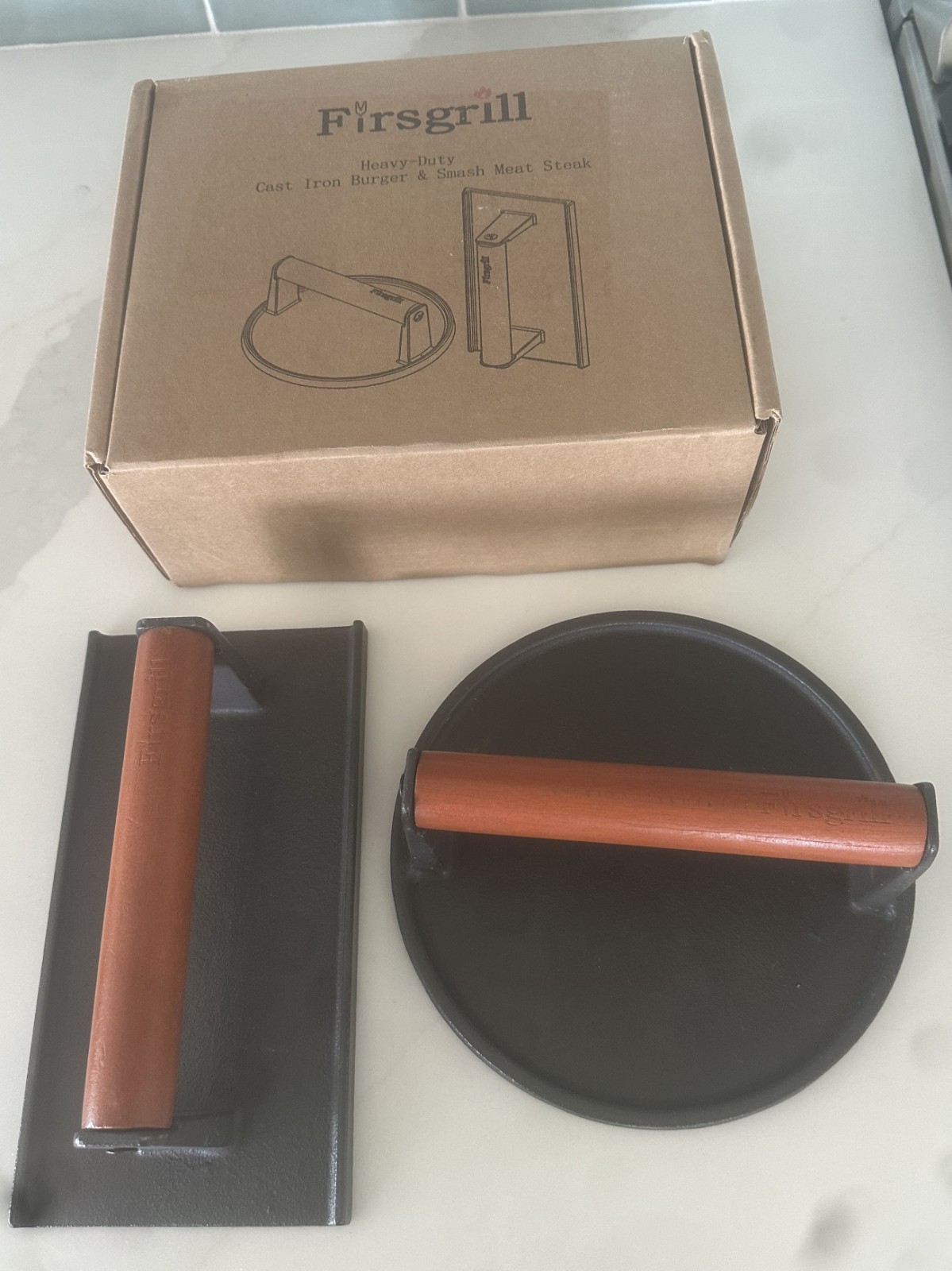 Firsgrill Burger Presses. Round Heavy-Duty Cast Iron Smash Meat Steak. New. gallery