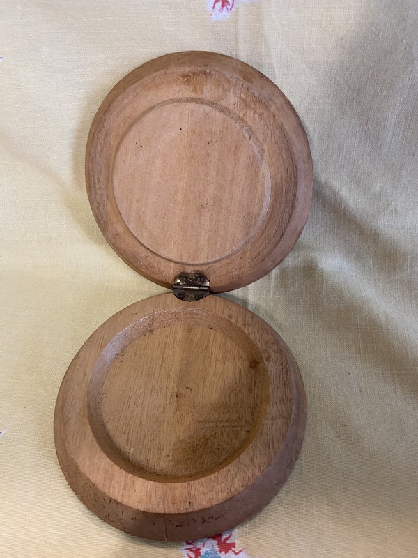 Wooden Hinged Hamburger Press - Duck Grilling Image on Front Vintage gallery