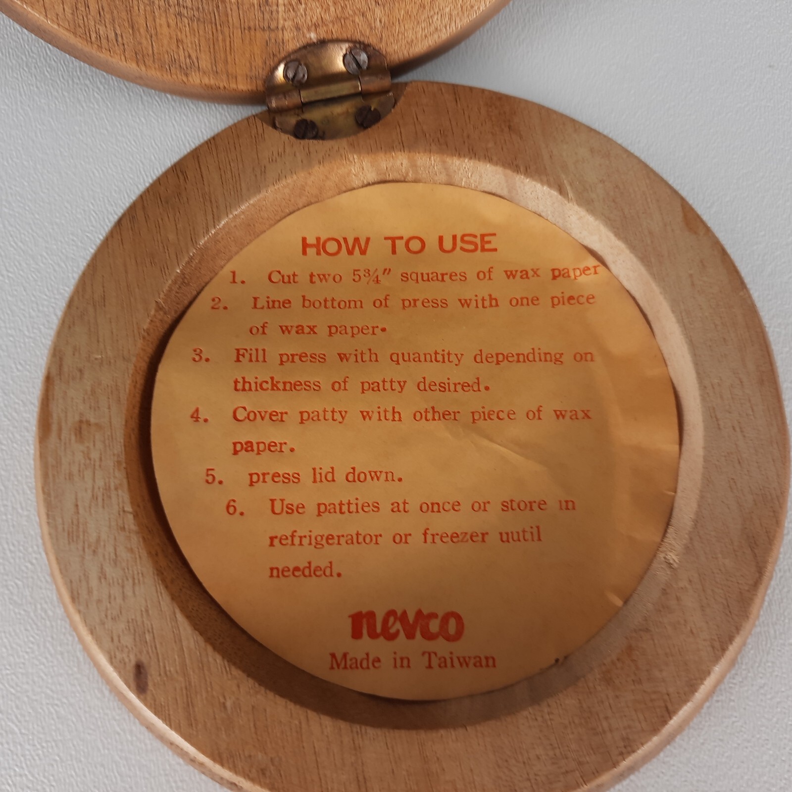 VTG Nevco Wooden Hinged Hamburger Press Duck Charcoal Grilling w/ Instructions gallery