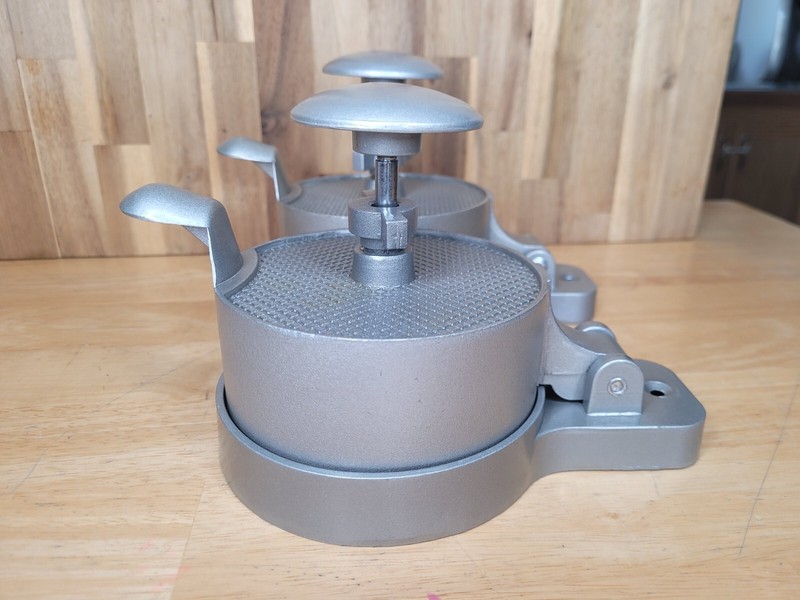 Weston Double Burger Maker Express W/Compacting, Ejector Button Heavy Duty gallery