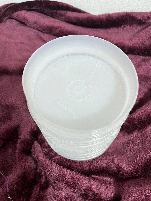 Tupperware 5 White Hamburger Keepers Set With No Lid Stackable gallery