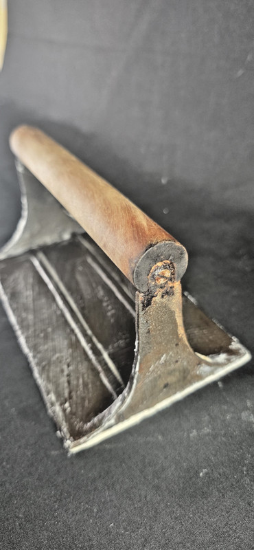 Cast Iron Pig Bacon Press Smash Burger Weight Wood Handle 7x4 Cleaned Seasoned gallery