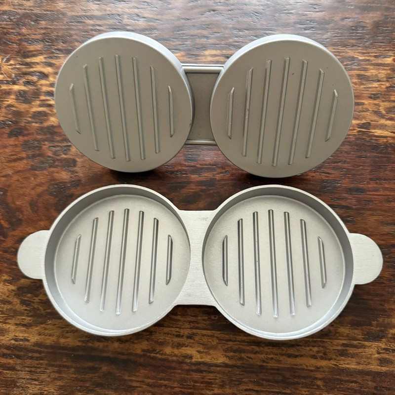 Cuisinart Outdoor Grilling CABP-320 Cuisinart Cast Aluminum Double Burger Press gallery