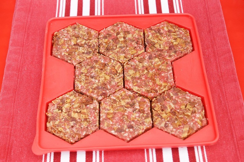 8-in-1 Burger Press & Freezer Container - Makes 8 Quarter-Pound Burgers, Easy Cl gallery