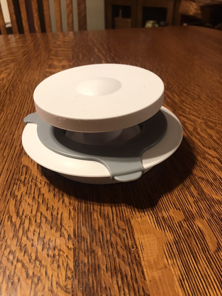PAMPERED CHEF Burger Slider Press Hamburger Sausage Maker 3 Piece Set EUC