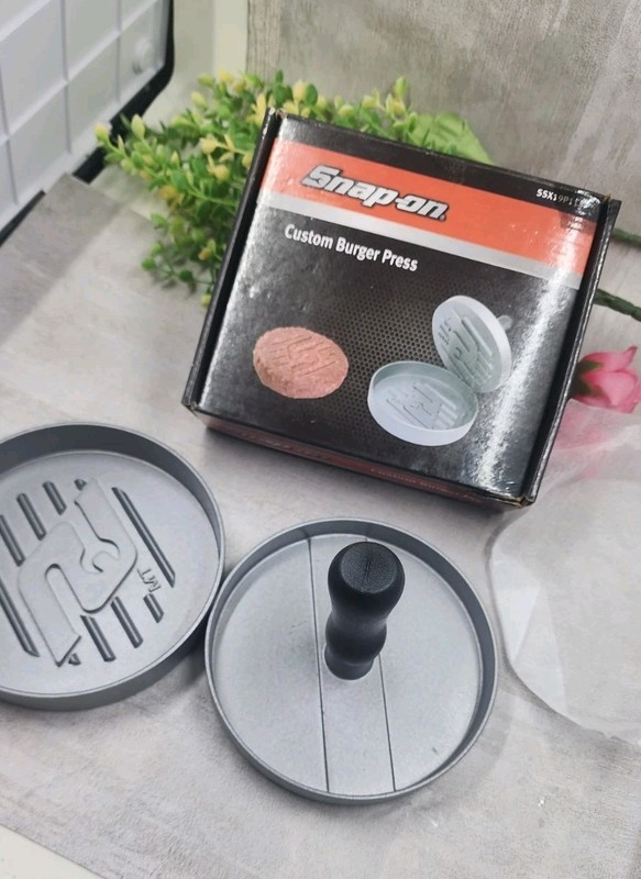 SNAP-ON Tools SSX19P113 Custom 4.5" BURGER PRESS Grilling BBQ Tool NEW in Box! gallery