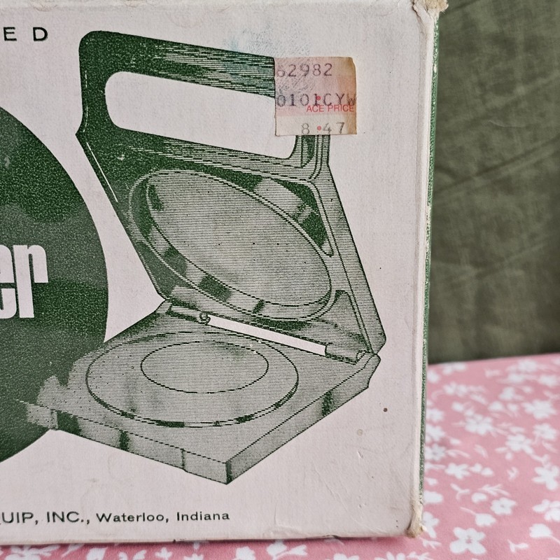 Kitchen - Quip Vintage Chrome Plated Deluxe Hamburger Press In Original Box gallery