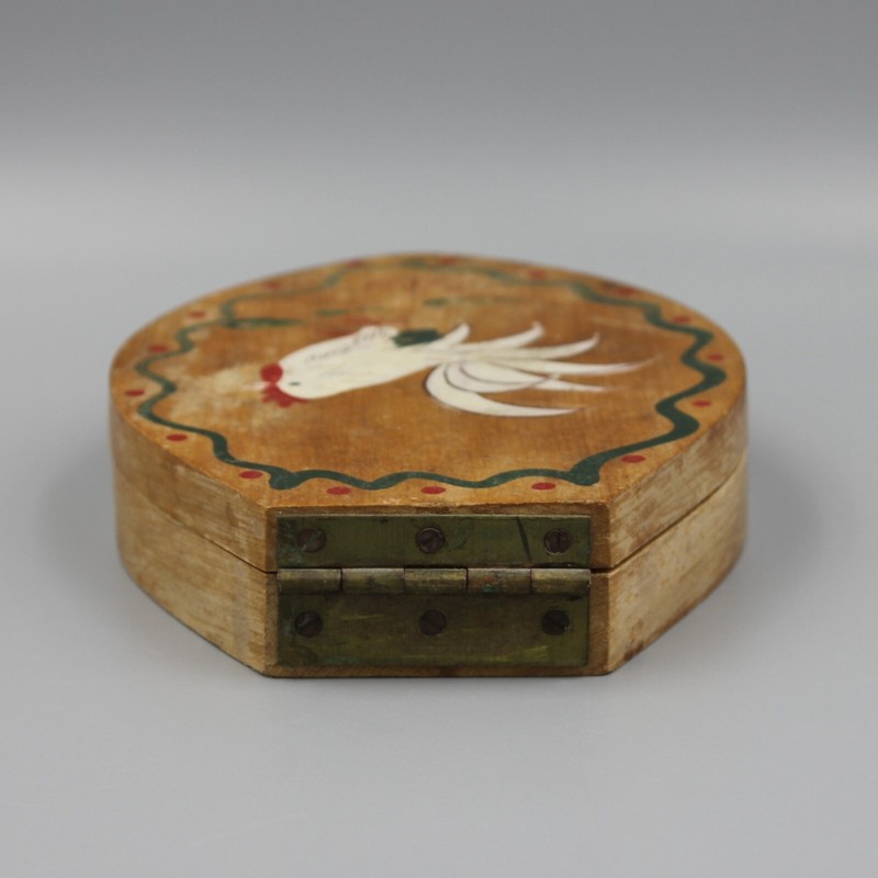 Vintage Woodpecker Wood Ware Rooster Hamburger Press Made in Japan gallery