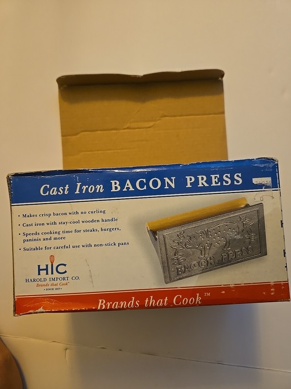 Vintage Cast Iron Bacon Press crisper Wooden Handle Usa gallery