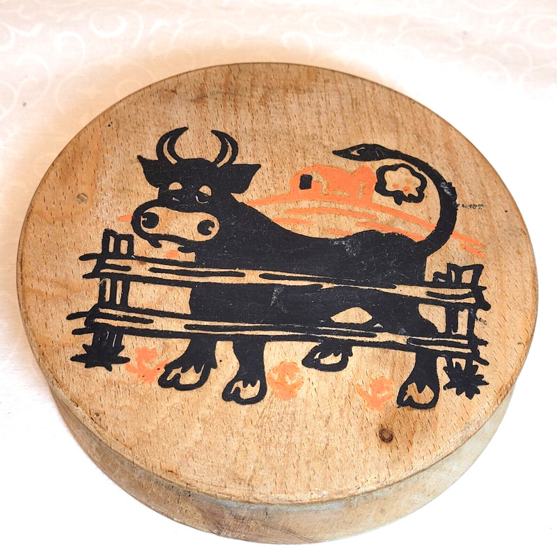 Vintage Wooden Round Hamburger Bull Press Rustic Farmhouse Decor 5 1/2" gallery