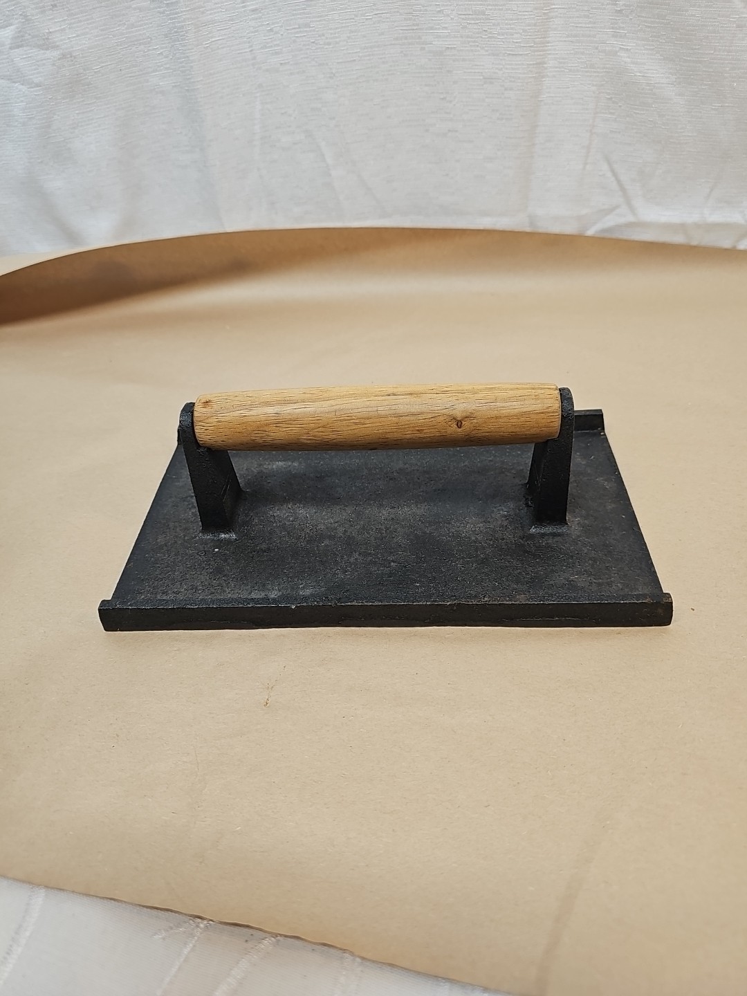 VTG Cast Iron Grill Press w/ Wooden Handle Heavy Duty Square Meat Bacon Weight gallery