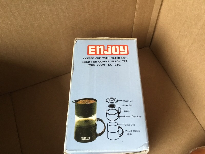 6 KITCHEN GADGETS IN BOXES CHEESE SHREDDER PEROGIE MAKER HAMBURGER PRESS ETC ETC gallery
