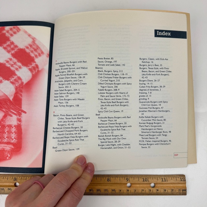 Vtg 2003 The Great Big Burger Book Softcover Cookbook 100 Recipes Summer Picnics gallery