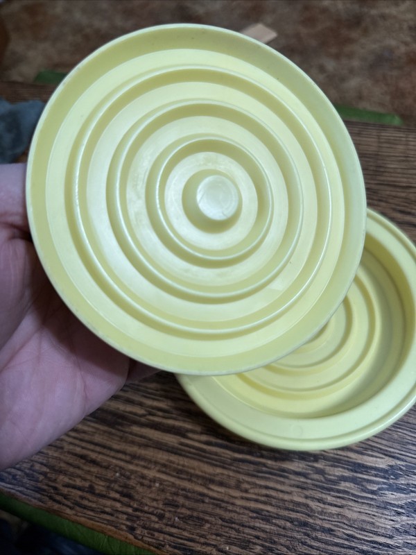 Vtg Robinson’s Burger Press Meat Tastee Rings Foley Alabama USA Yellow EUC gallery