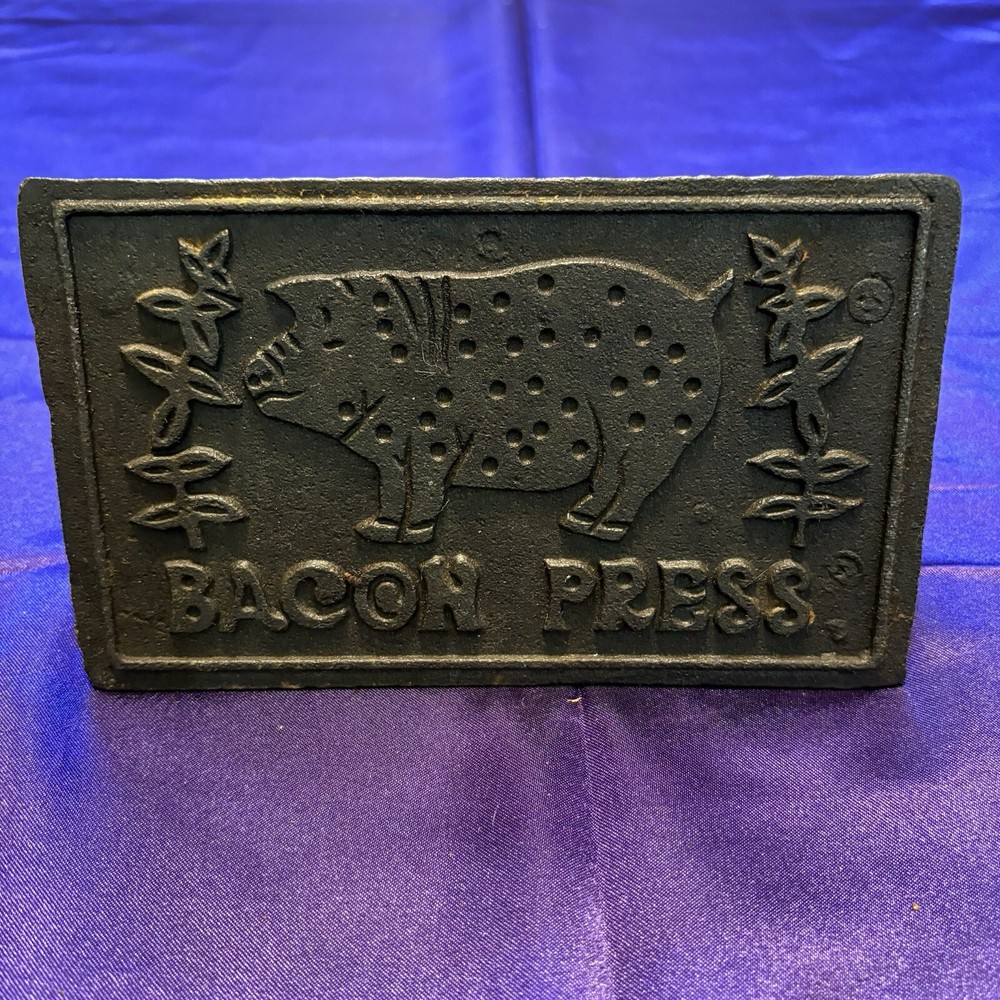 Norpro Cast Iron Pig Bacon Grill Press Burger Steak Wood Handle Man Gadget