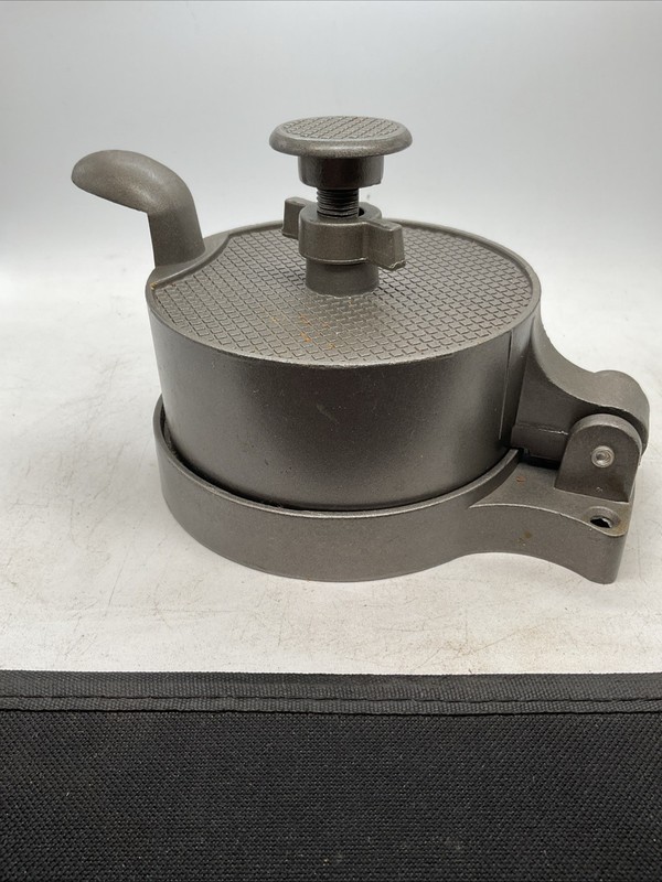 Single Burger Press - Make Perfect Burgers Crabcakes Sausage Patties - Gray gallery