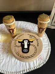 VTG Texas Longhorns Hamburger Press And S & P Kitchen Set, Made In Japan