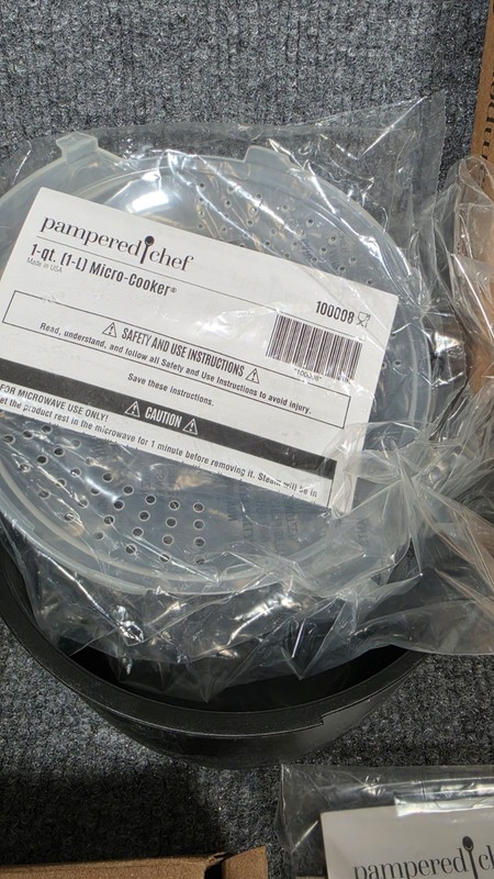 Pampered Chef Kitchen Tool Lot NIB Micro Cooker Pasta Cooker & Much More gallery