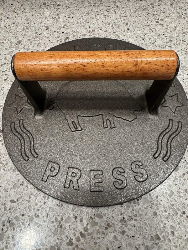 Cast Iron Ribbed Bacon Press w/ Wood Handle, Large 8.5 in Diameter gallery