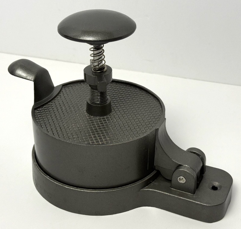Weston Burger Express Patty Press Non-Stick Approx 4.5" Patties gallery