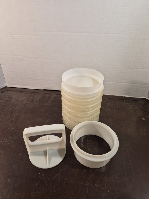 Vintage Tupperware 4" Hamburger Patty Press / Ring & 7 Freezer Keepers NO LID!! gallery