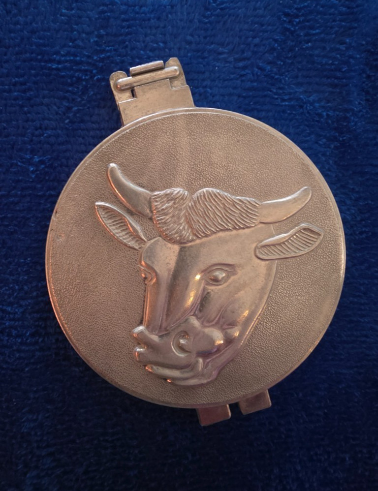 #96 VTG Steer Head Cow 3.5” Hamburger Patty Press Aluminum Metal Taiwan gallery