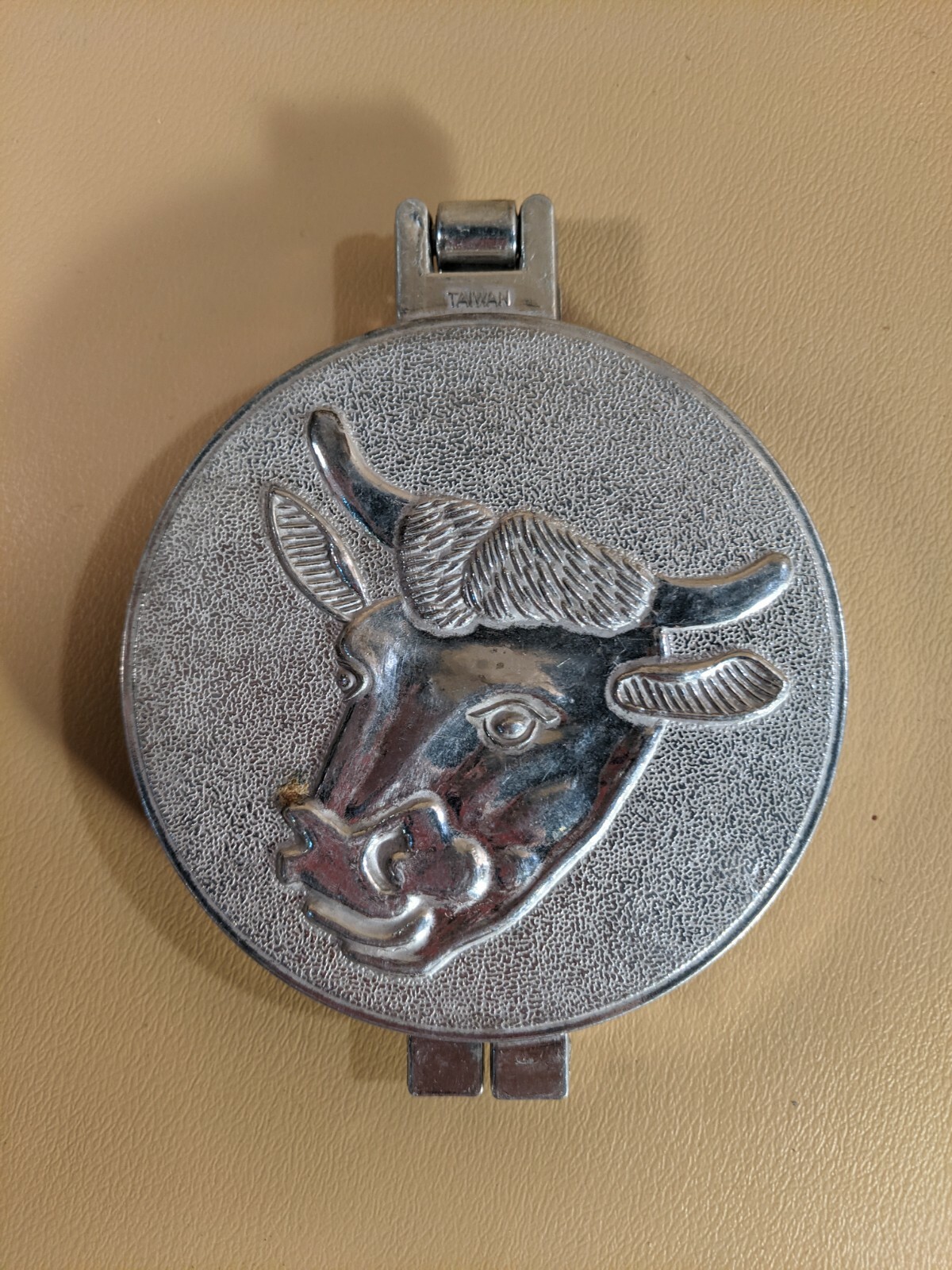 Vintage Farmhouse Cow Metal Hamburger Patty Press Embossed Kitchen Tool gallery