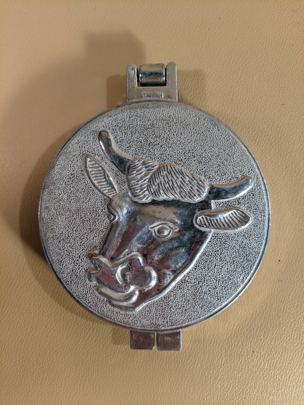 Vintage Farmhouse Cow Metal Hamburger Patty Press Embossed Kitchen Tool gallery