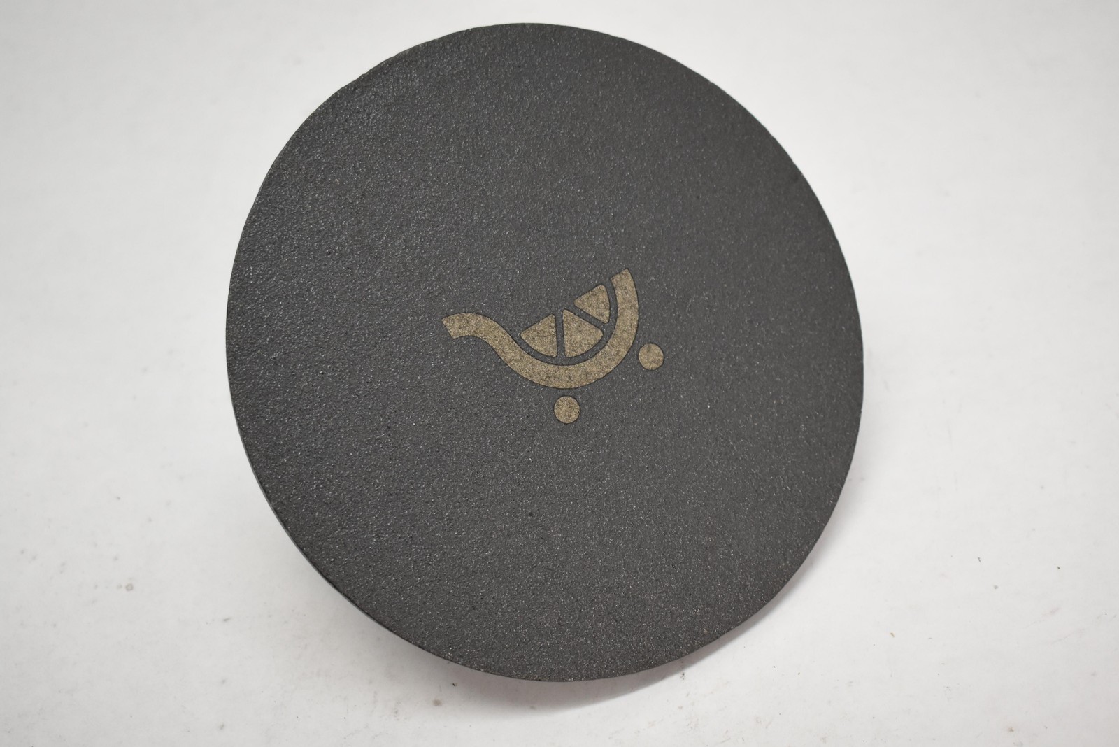 Cuisinart Cast Iron Grill Press Medium Round Black Burger Bacon Kitchen 6.5" gallery