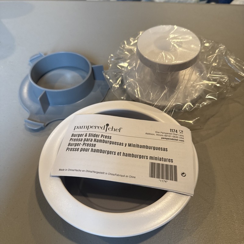Pampered Chef Burger & Slider Press #1174 New Sealed Package Adjustable 3 Pieces gallery