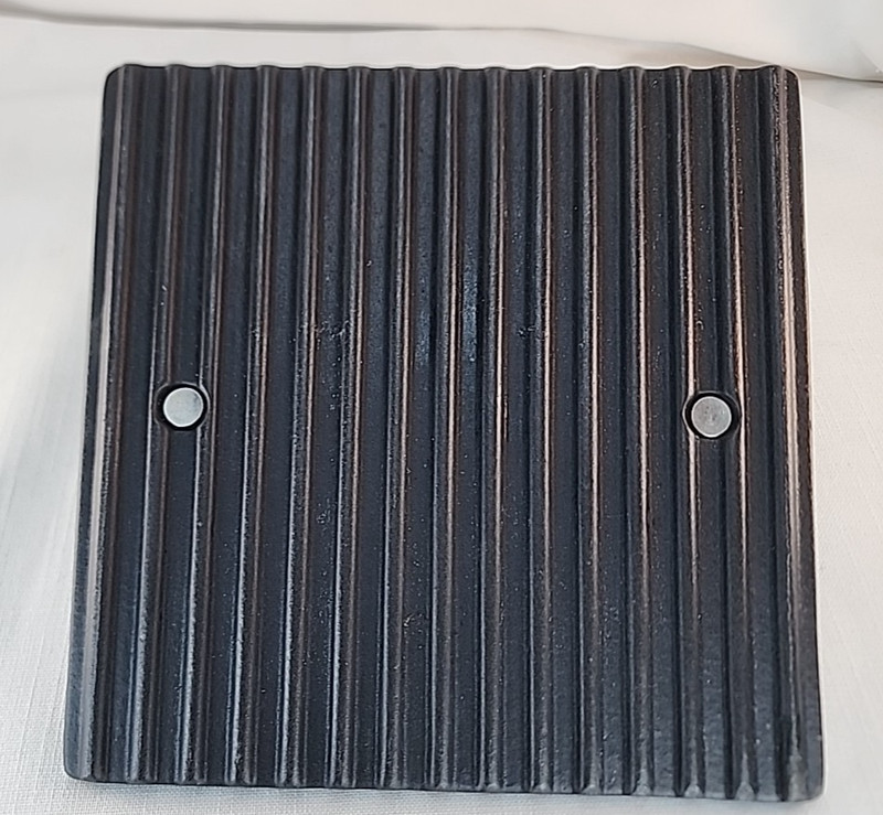 Pampered Chef Cast Iron Grill Press 8 1/2" Square Hamburgers Bacon gallery