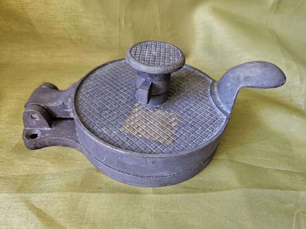 Vintage Metal Adjustable Hamburger Patty Press 4 5/8" Commercial Kitchen Tool