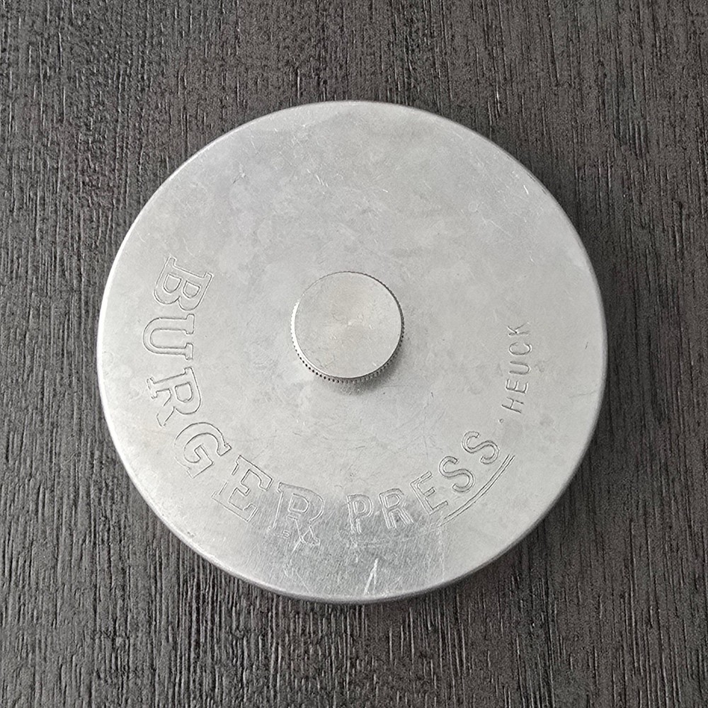 Heuck Vintage Aluminum Burger Press Round Patty Maker Silver 4 Inch Retro BBQ