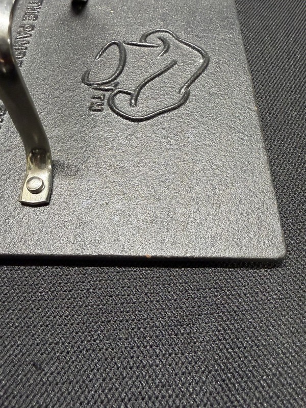Pampered Chef CAST IRON GRILL PRESS 8.5" Square Hamburgers Bacon gallery