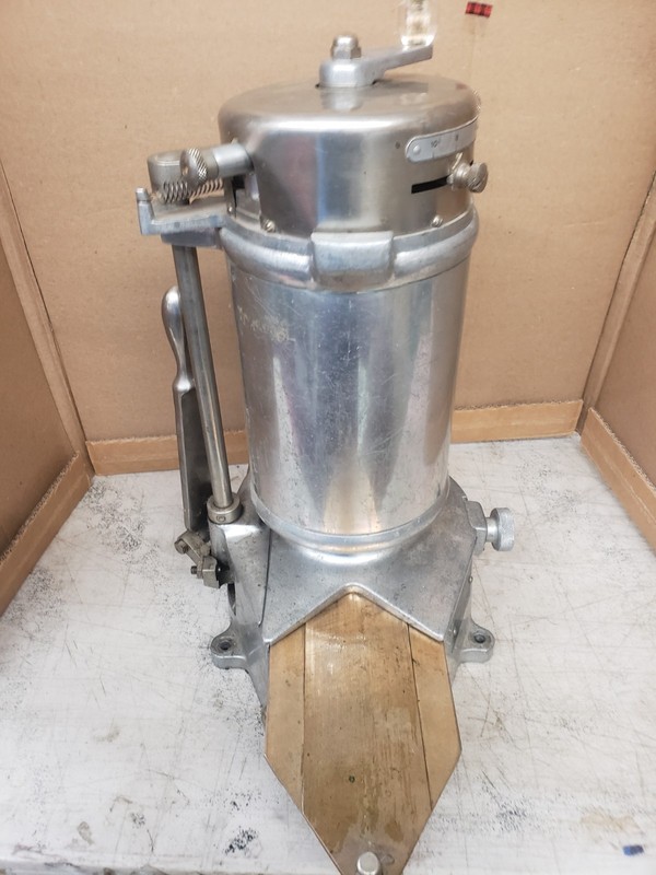 BurgerMaster Food Former, an early commercial hamburger patty-making machine gallery