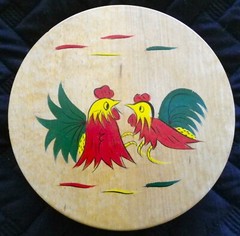 Vintage 1950s Wood Fighting Cocks Hamburger Press Roosters, Hand-Painted, 7″