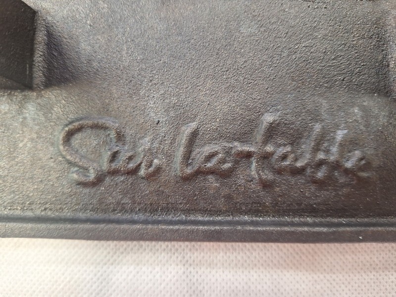 Sur La Table Rectangular Cast Iron Grill Press 9"x 4.5" w/ Rosewood Handle gallery