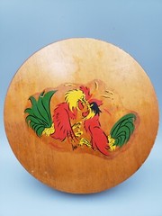 Vintage Jumbo Wood Fighting Roosters Hamburger Press