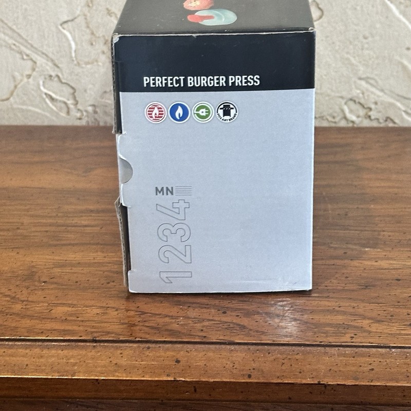 Char-Broil Perfect Burger Press- Makes Regular Burger Patties & Stuffed Patties gallery