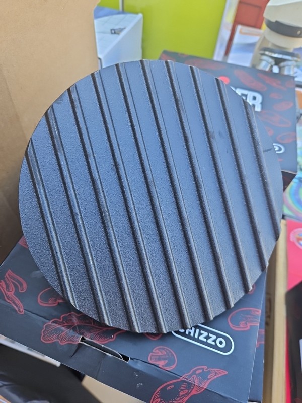 SHIZZO Smash Burger Press Kit 7' Heavy Duty Cast Iron Smasher w/ 50 Patty Papers gallery
